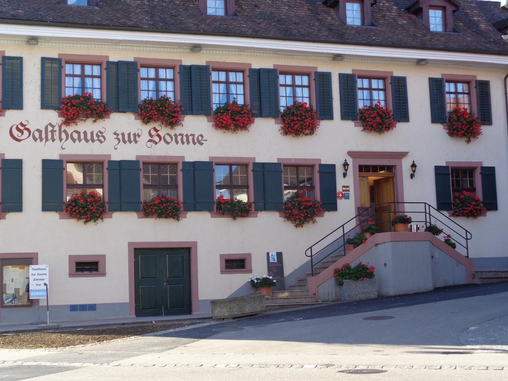 Gasthaus Zur Sonne Aesch  ภายนอก รูปภาพ